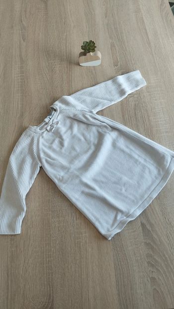 Robe rose pâle manche longue
