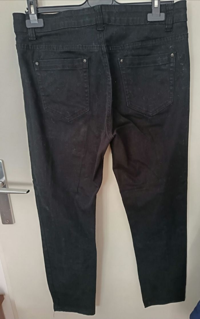 Jean femme noir T 44 - photo numéro 3