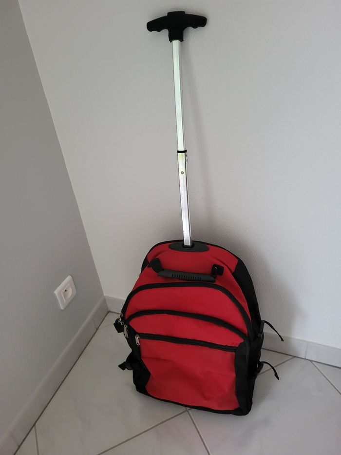 Valise sac a dos rouge et noire - photo numéro 3