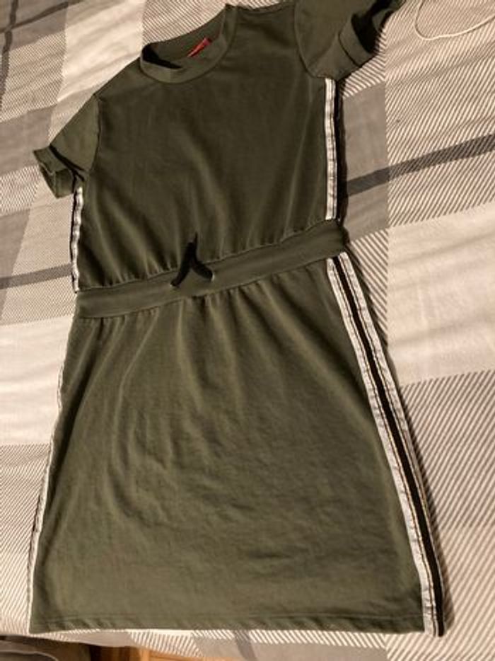 Robe taille S - photo numéro 2