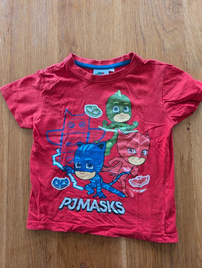 Tee-shirt manches courtes garçon rouge Pyjamasques 4 ans