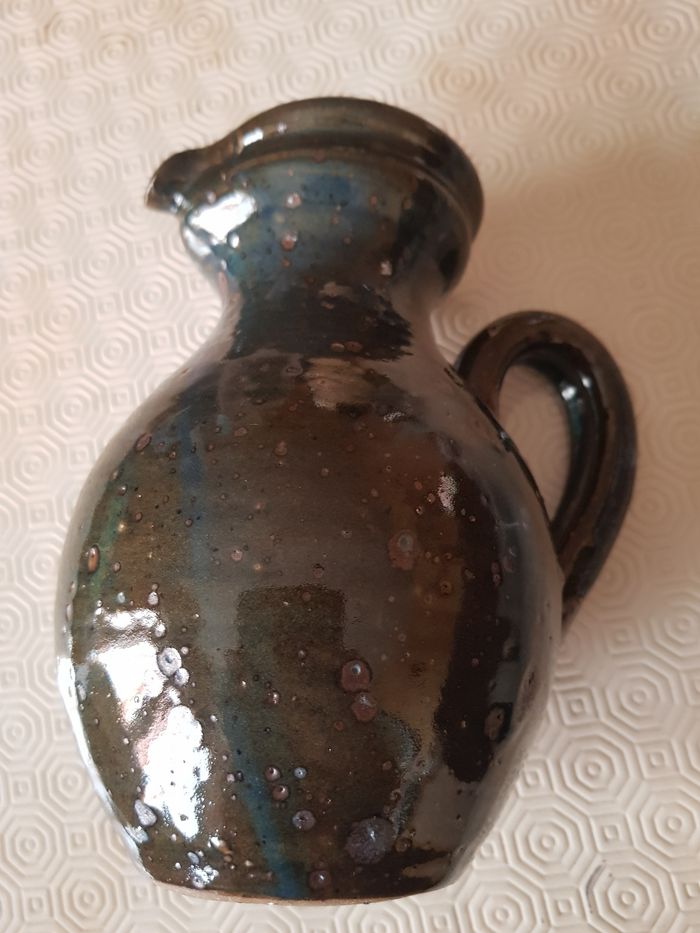 Pichet en terre