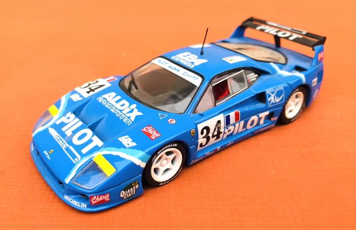 Voiture miniature Ferrari F40 Racing (2003) - photo numéro 5