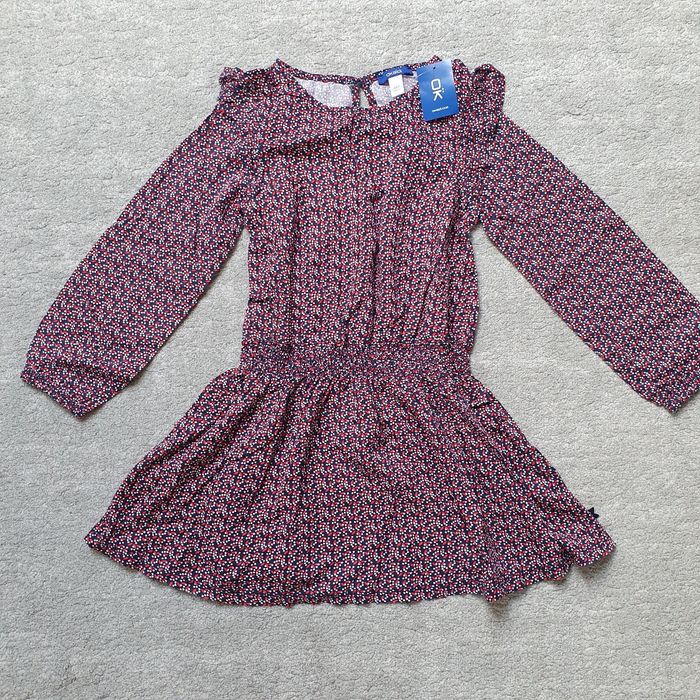 Lot de 2 robes 6 ans . Neuf - photo numéro 5