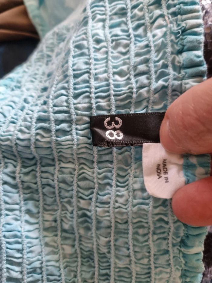 Top court T36-38-40 - photo numéro 5