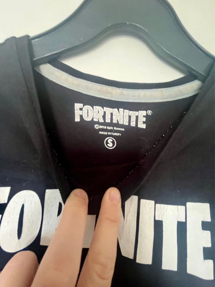 Tee shirt fortnite - photo numéro 3