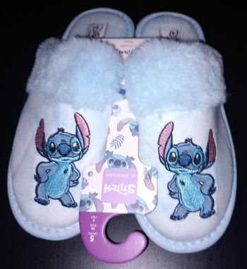Chaussons Stitch neufs avec étiquette