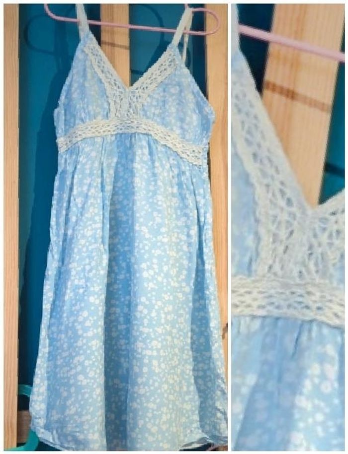 5 ans sergent major robe été bleu ciel a pois blanc /Excellent état - photo numéro 2