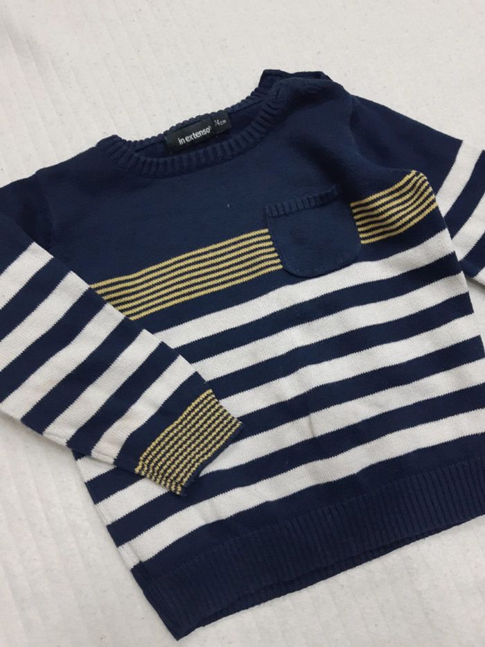 Tenue pull rayé et pantalon jean - photo numéro 2