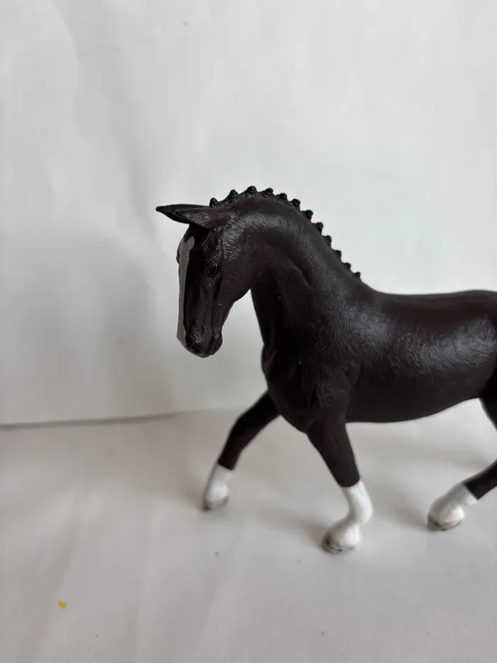 Figurine jument Hanovre Schleich - photo numéro 3