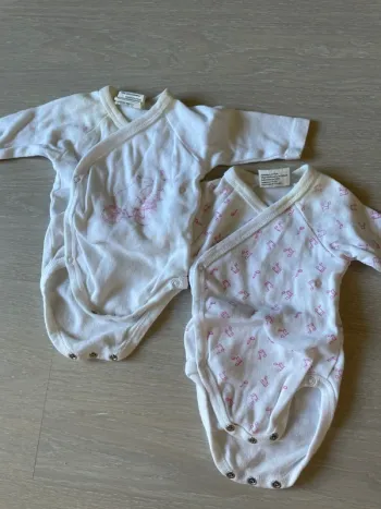 Lot de 2 bodies - 1 mois