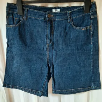 2 Shorts en jean
