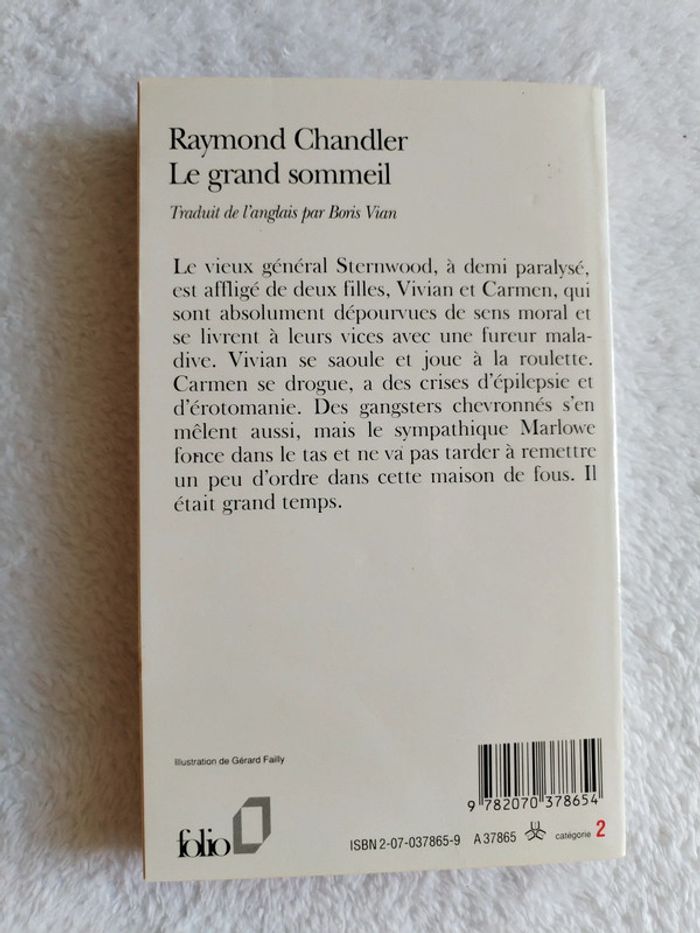 Livre poche Le grand sommeil de Raymond Chandler - photo numéro 2
