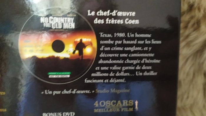 livre + dvd cinepoche '' no country for old men '' cormac mc carthy - photo numéro 3