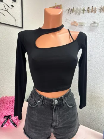 Haut noir asymétrique Bershka taille XS