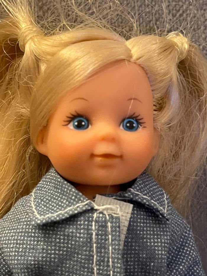 poupées Barbie petites filles - photo numéro 5
