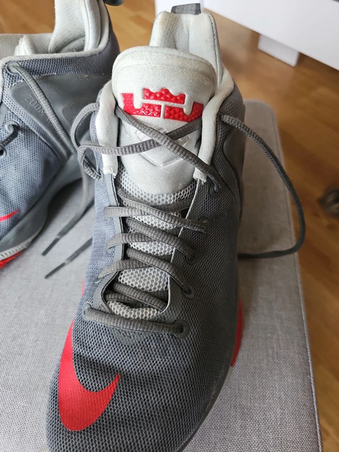 🔥Nike Lebron Zoom Witness T.44🏀 - photo numéro 2