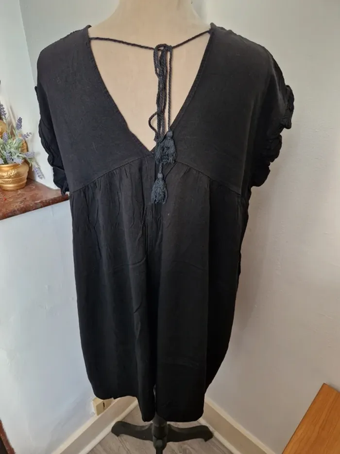Tunique longue noir made in Italie taille 44 - photo numéro 2