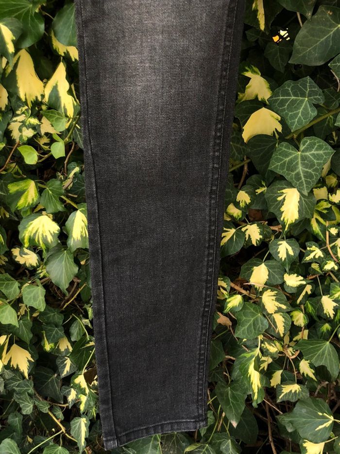 Jean gant neuf noir délavé en stretch taille 34/36 - photo numéro 6