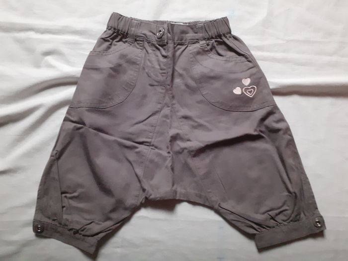 Sarouel marron motif cœurs roses