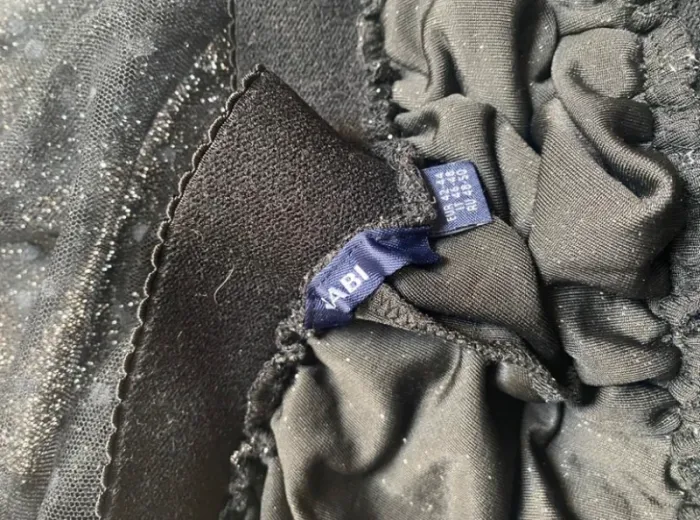 Jupe noire à paillettes et tulle mi-mollets taille L - photo numéro 4