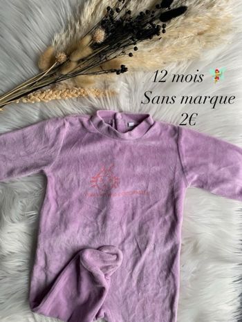 Pyjama 🧚‍♀️ 12 mois 🧚‍♀️ Sans marque