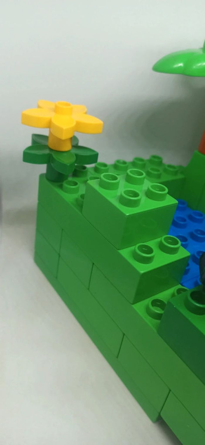 Décor paysage jungle avec rivière et panthère noire lego duplo - photo numéro 10