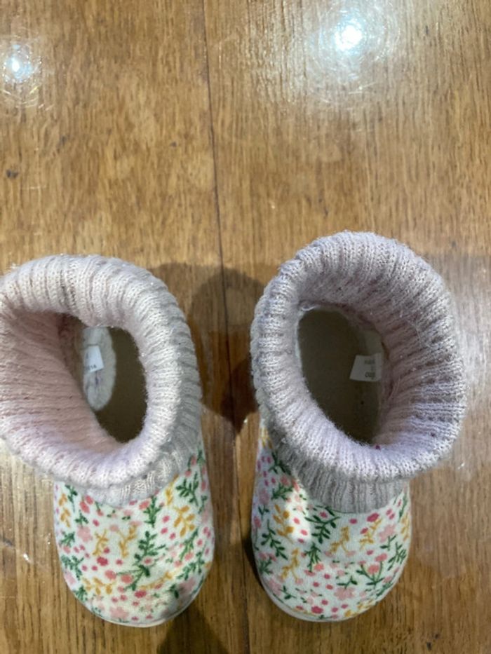 Chaussons a fleurs - photo numéro 2