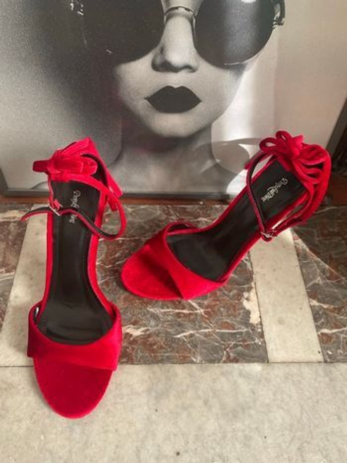 Sandales à talons en velours rouge PLT - Taille 38 - photo numéro 2