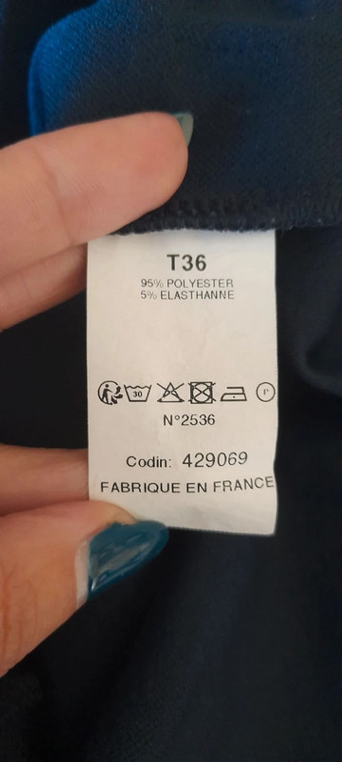 Robe avec bandes côté - photo numéro 10