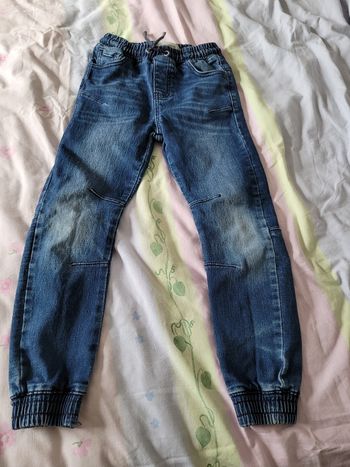 jeans jogger t7/8ans (3e)