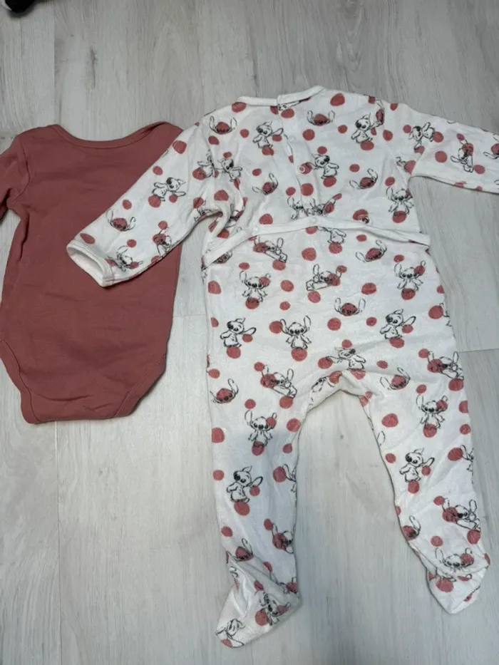 Lot ensemble Stitch pyjama chaud et body 18 mois - photo numéro 2
