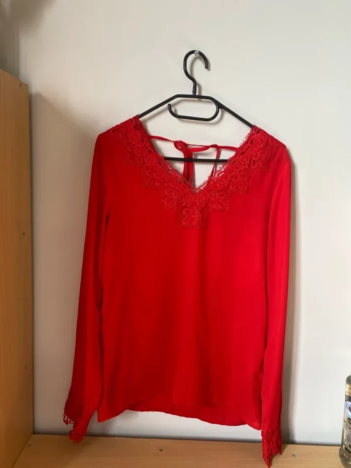 Blouse rouge