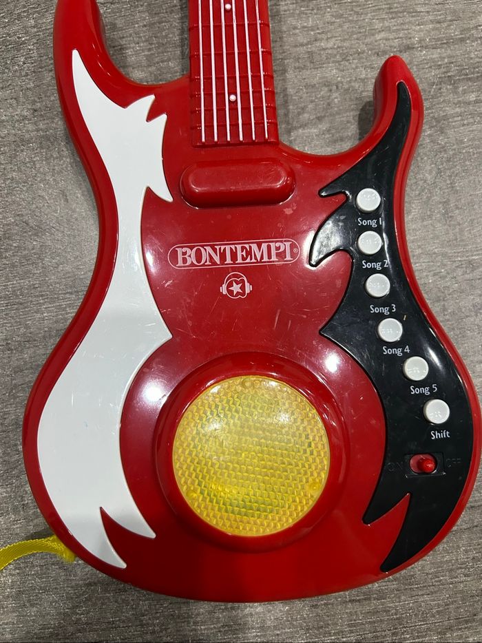 Guitare enfant - photo numéro 4