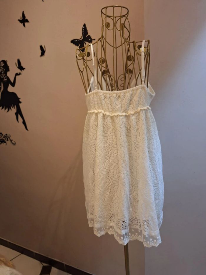 Tunique blanche & dentelle - photo numéro 4
