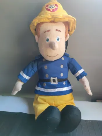 Peluche figurine sam le pompier produit officiel