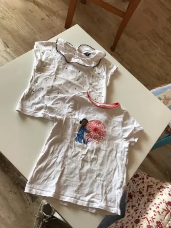 2 T-shirts 23 mois