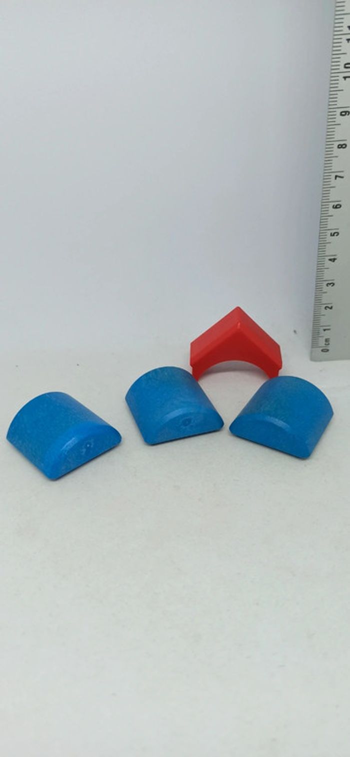 Obstacles pour chevaux bleus et rouge playmobil