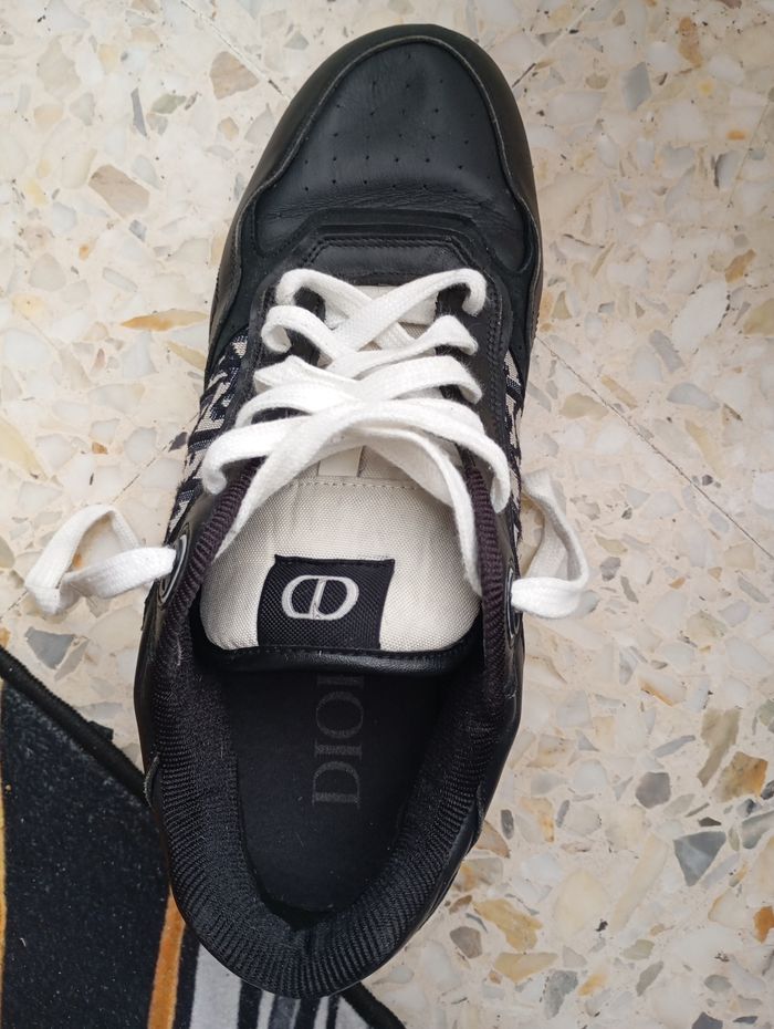 Baskets très bon état - photo numéro 3