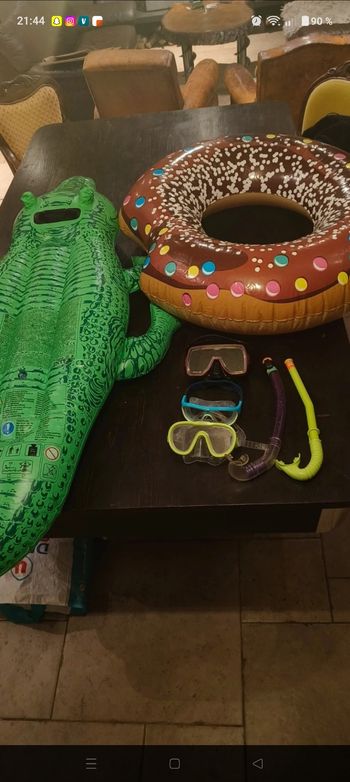 Lot été piscine plage bouées gonflables crocodile donut masques de plongée tubas enfant adulte