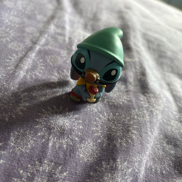 Figurine Stitch