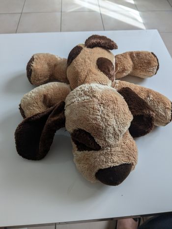 Peluche chien grand modèle tout doux