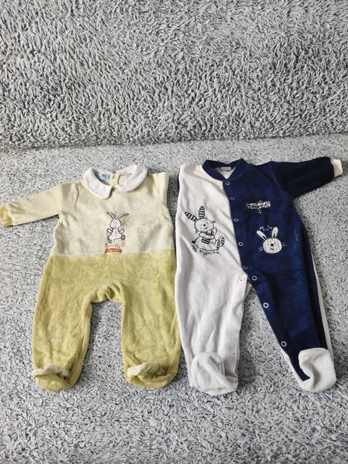 Lot pyjamas garçon 6 mois - photo numéro 3