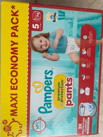 Couches Pampers taille 5 pant premuim maxi pack