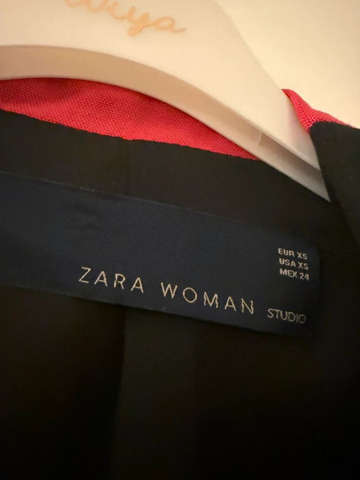 Blazer rose et noir Zara - photo numéro 4