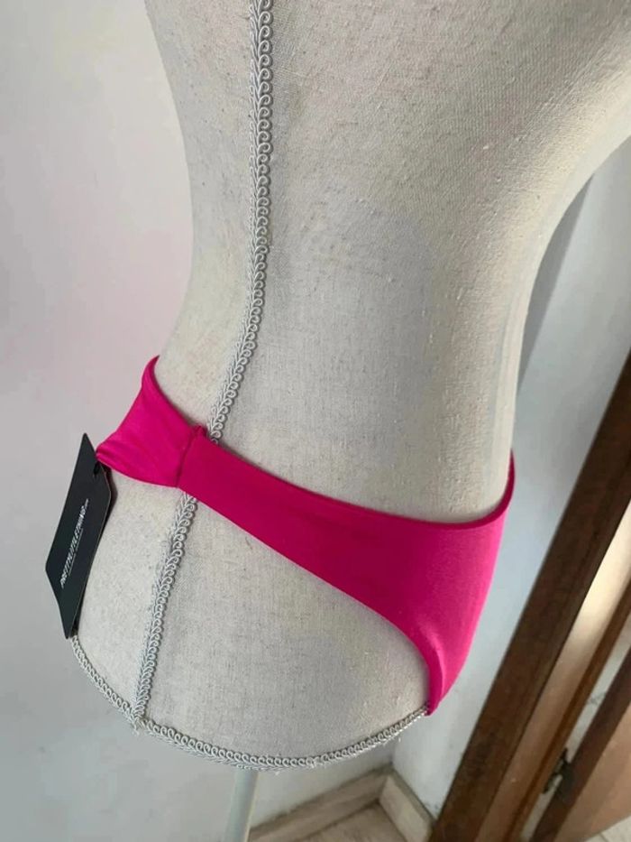 Superbe bas de bikini fushia  pretty little thing neuf taille eur 38 - photo numéro 3