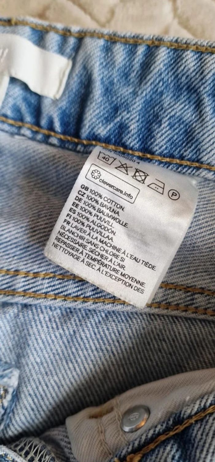 Jean droit 90's H&M genou troué bleu clair à boutonnière taille 38 - photo numéro 5