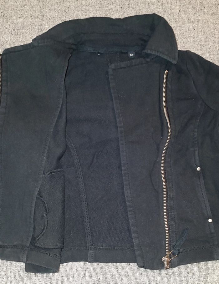 Veste noire fermeture asymétrique, 5 ans - photo numéro 3