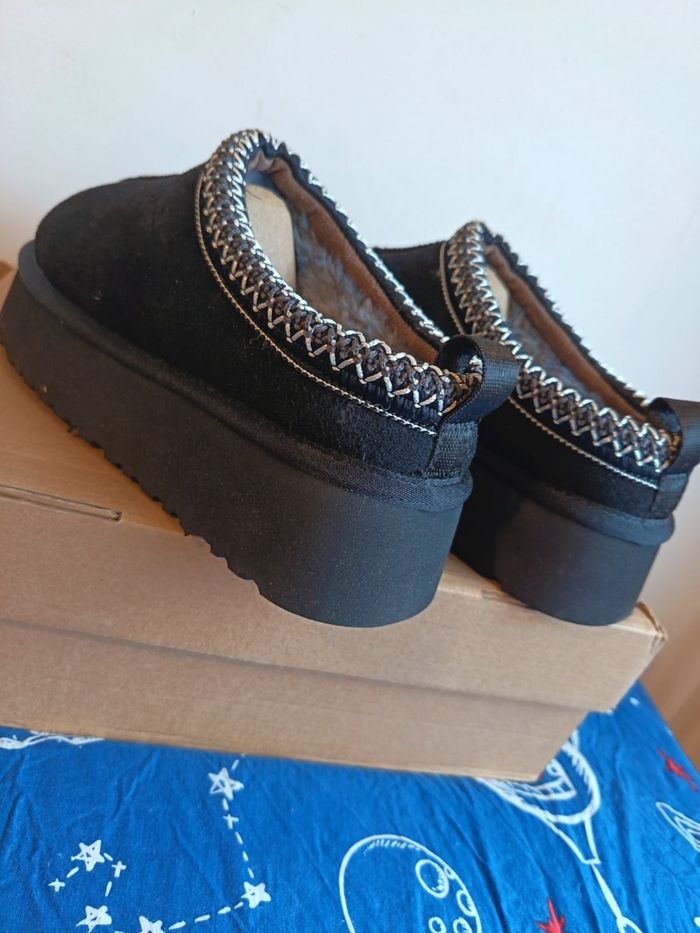 Ugg san carton - photo numéro 2