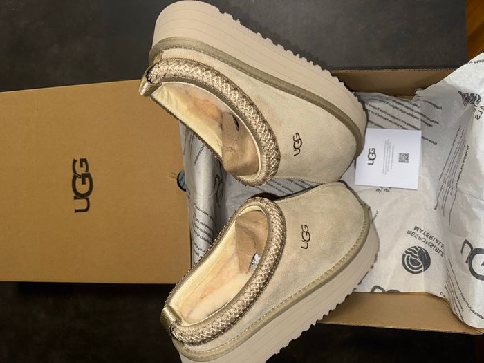 UGG Tazz Mustard Seed / Beige / Cream - photo numéro 2